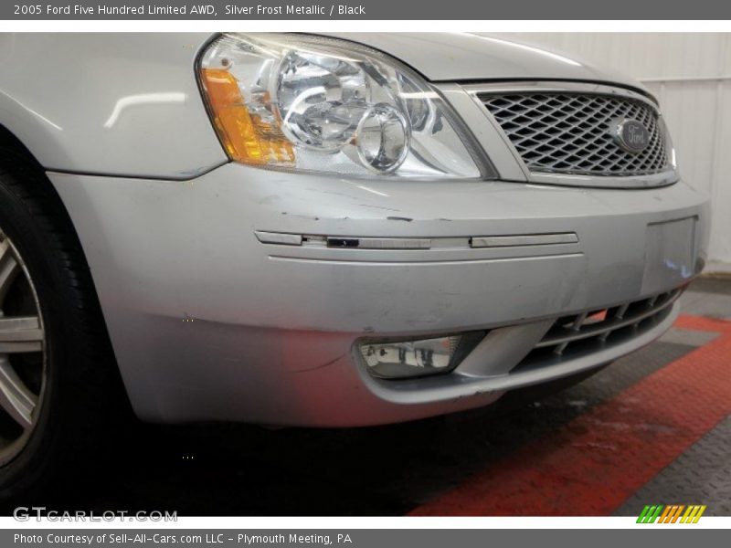 Silver Frost Metallic / Black 2005 Ford Five Hundred Limited AWD