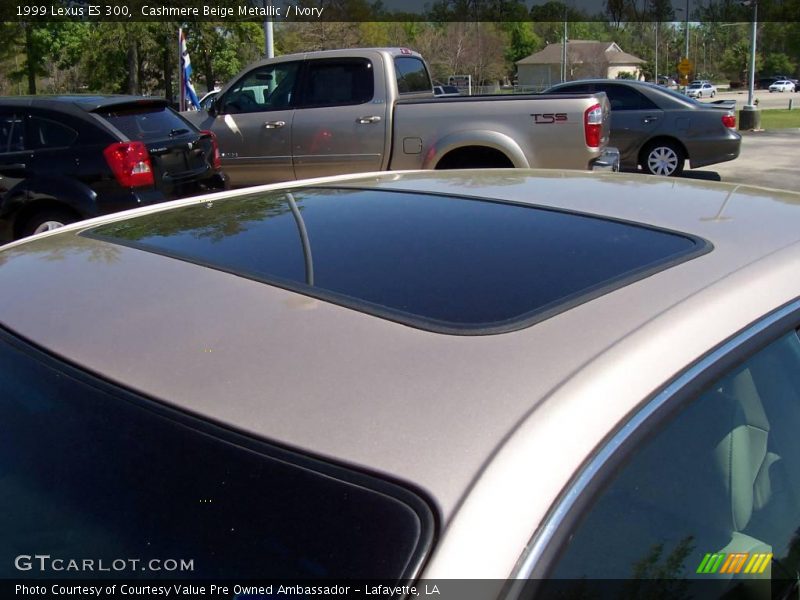 Cashmere Beige Metallic / Ivory 1999 Lexus ES 300
