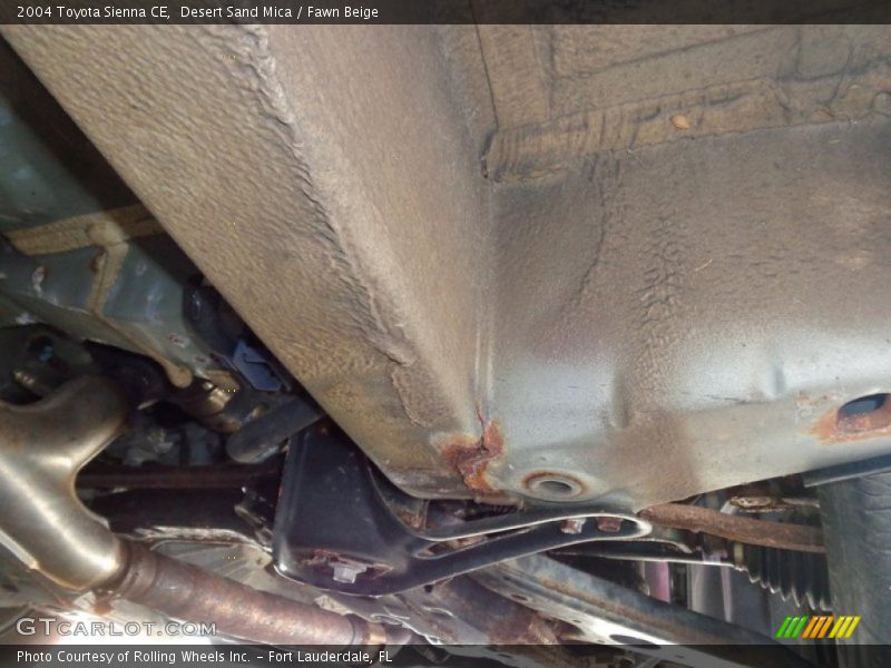 Desert Sand Mica / Fawn Beige 2004 Toyota Sienna CE