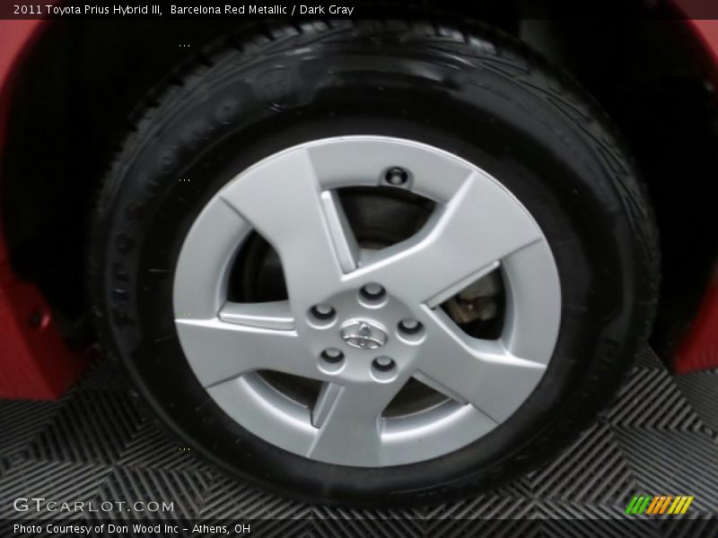 Barcelona Red Metallic / Dark Gray 2011 Toyota Prius Hybrid III