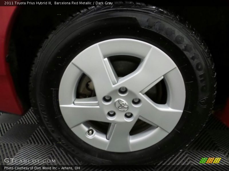 Barcelona Red Metallic / Dark Gray 2011 Toyota Prius Hybrid III