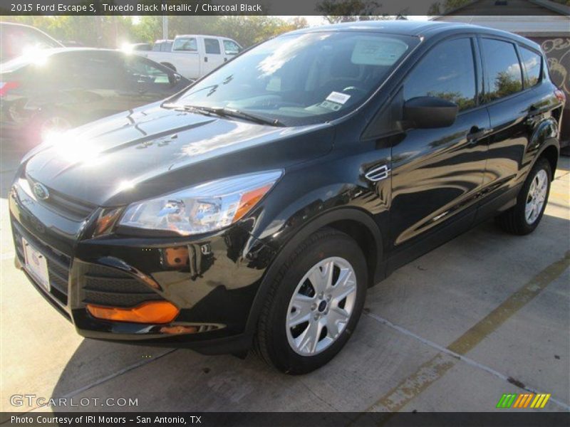 Tuxedo Black Metallic / Charcoal Black 2015 Ford Escape S