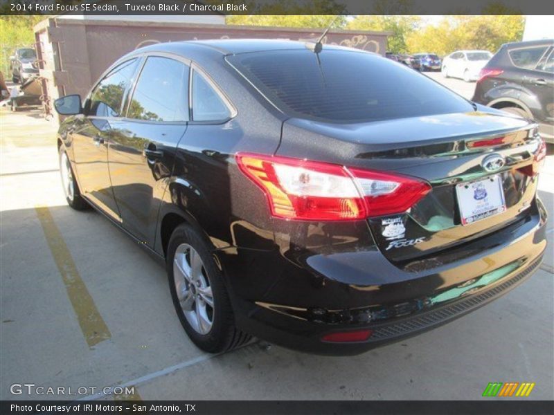 Tuxedo Black / Charcoal Black 2014 Ford Focus SE Sedan