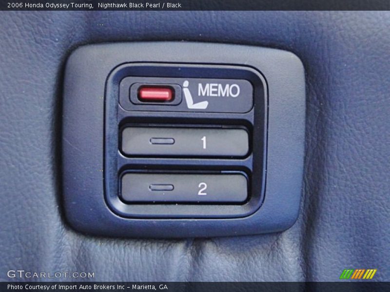 Nighthawk Black Pearl / Black 2006 Honda Odyssey Touring