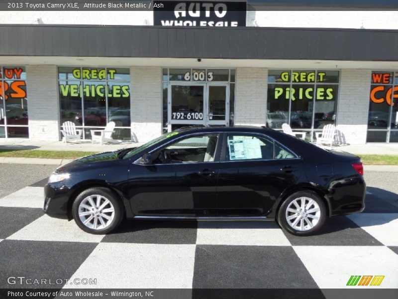 Attitude Black Metallic / Ash 2013 Toyota Camry XLE