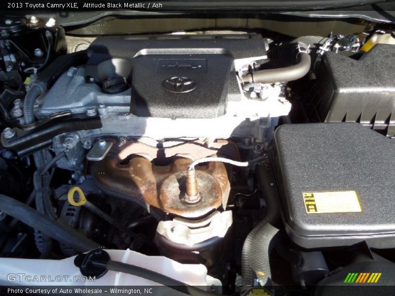 Attitude Black Metallic / Ash 2013 Toyota Camry XLE