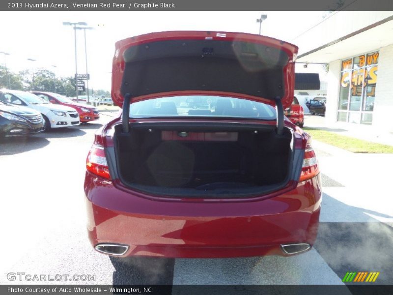 Venetian Red Pearl / Graphite Black 2013 Hyundai Azera