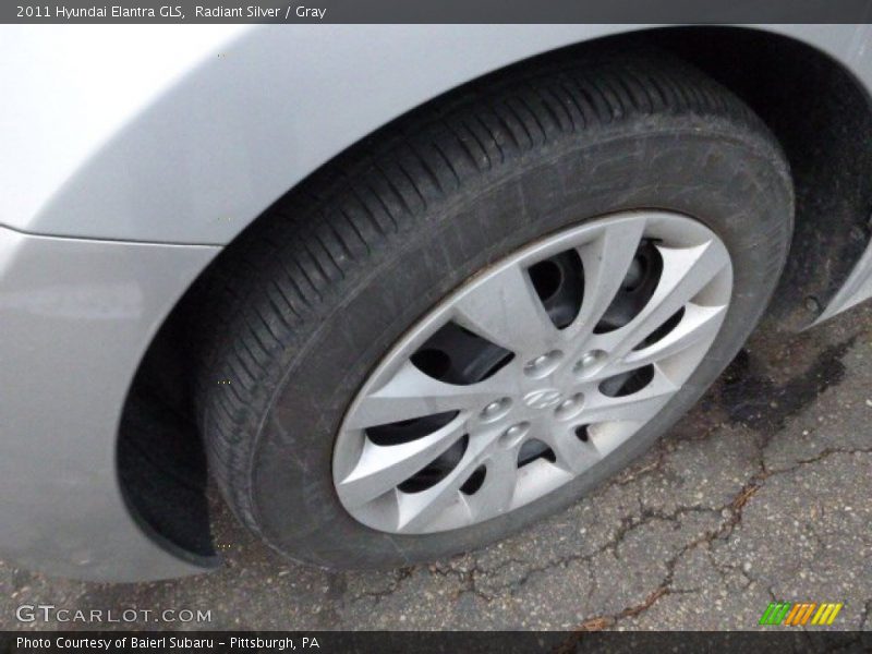 Radiant Silver / Gray 2011 Hyundai Elantra GLS