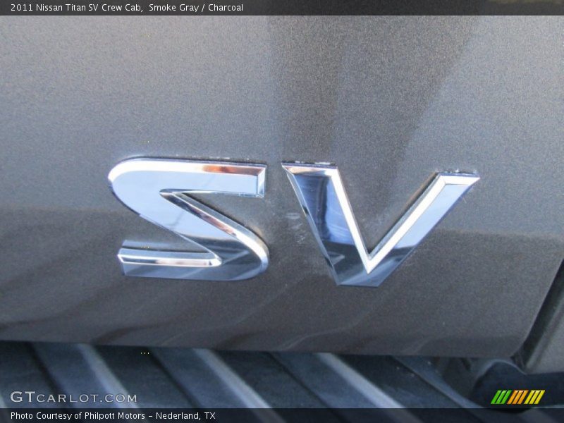 Smoke Gray / Charcoal 2011 Nissan Titan SV Crew Cab