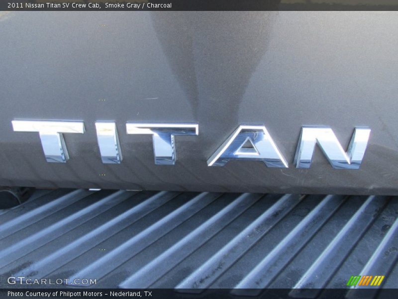 Smoke Gray / Charcoal 2011 Nissan Titan SV Crew Cab
