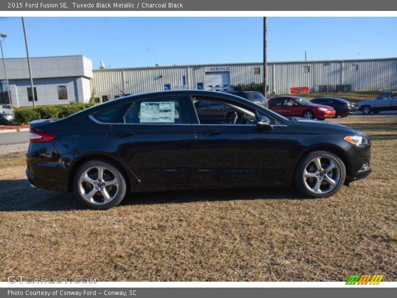 Tuxedo Black Metallic / Charcoal Black 2015 Ford Fusion SE
