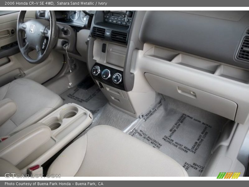 Sahara Sand Metallic / Ivory 2006 Honda CR-V SE 4WD