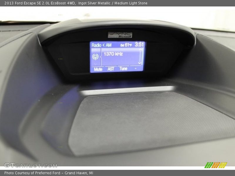 Ingot Silver Metallic / Medium Light Stone 2013 Ford Escape SE 2.0L EcoBoost 4WD