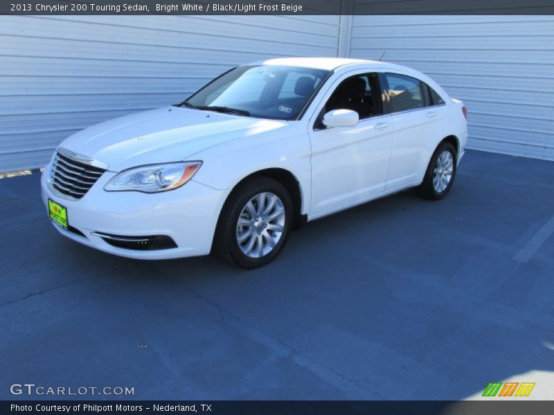 Bright White / Black/Light Frost Beige 2013 Chrysler 200 Touring Sedan