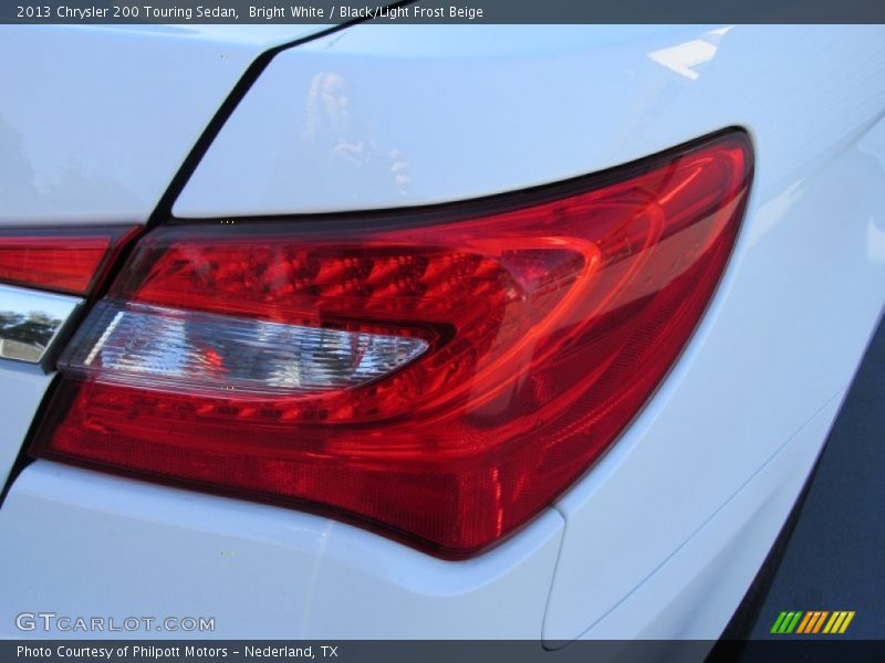 Bright White / Black/Light Frost Beige 2013 Chrysler 200 Touring Sedan