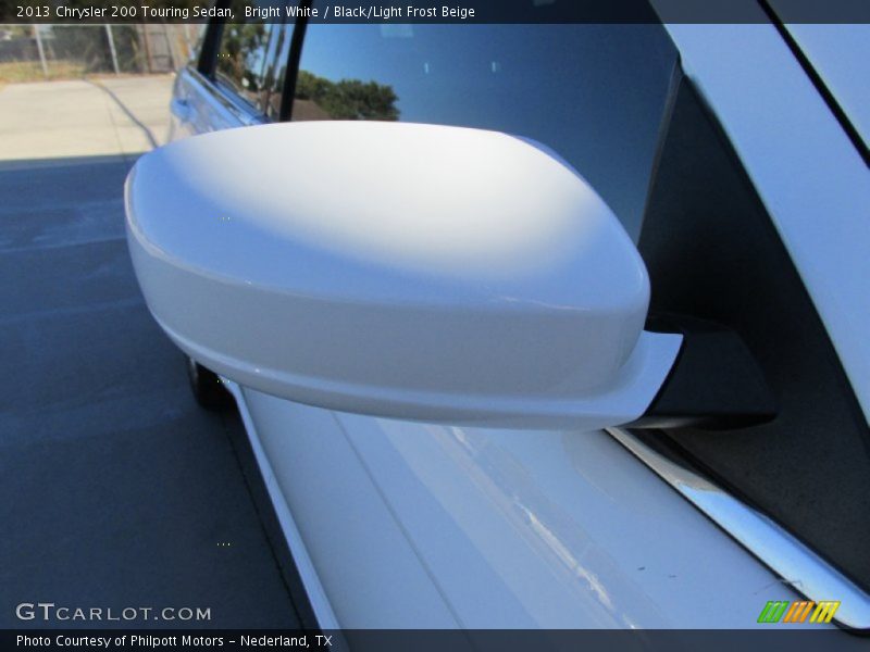 Bright White / Black/Light Frost Beige 2013 Chrysler 200 Touring Sedan