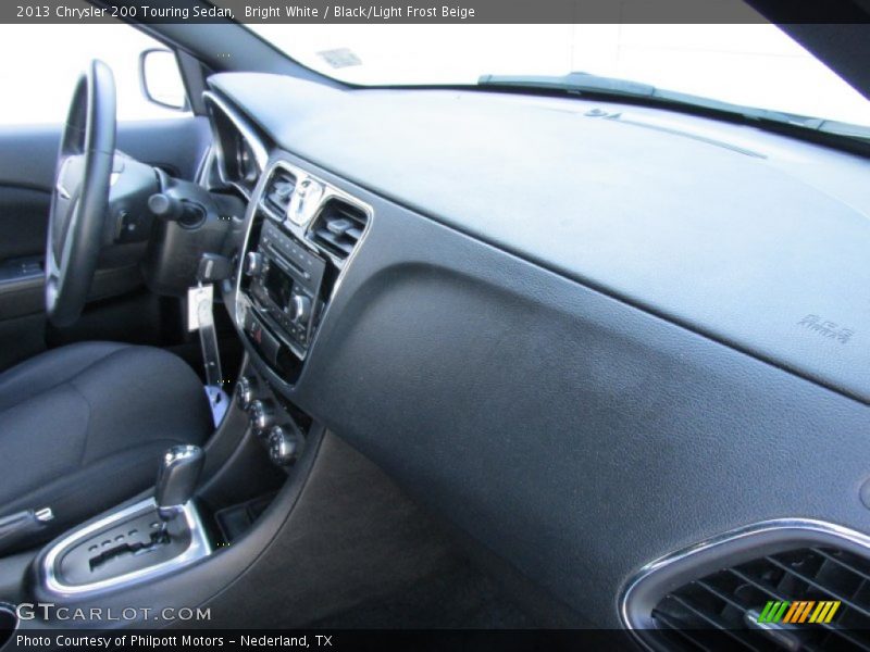 Bright White / Black/Light Frost Beige 2013 Chrysler 200 Touring Sedan