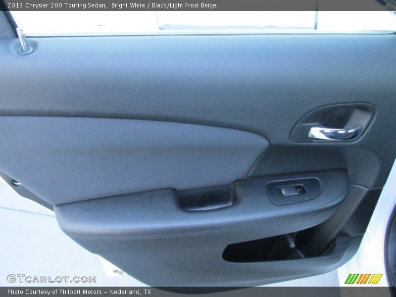 Bright White / Black/Light Frost Beige 2013 Chrysler 200 Touring Sedan