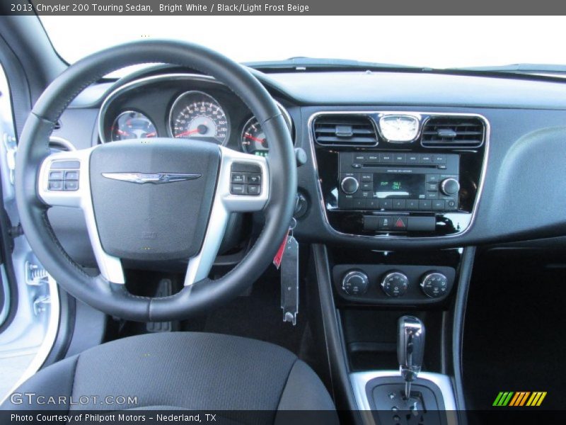 Bright White / Black/Light Frost Beige 2013 Chrysler 200 Touring Sedan
