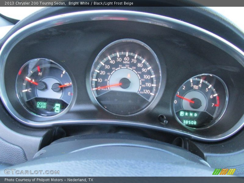 Bright White / Black/Light Frost Beige 2013 Chrysler 200 Touring Sedan