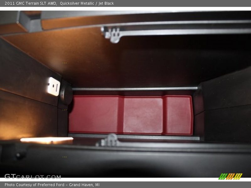 Quicksilver Metallic / Jet Black 2011 GMC Terrain SLT AWD