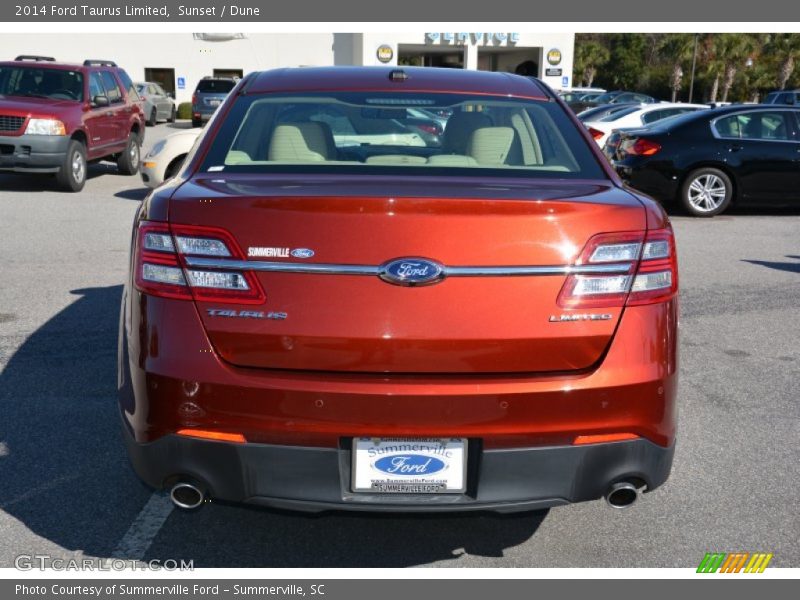 Sunset / Dune 2014 Ford Taurus Limited