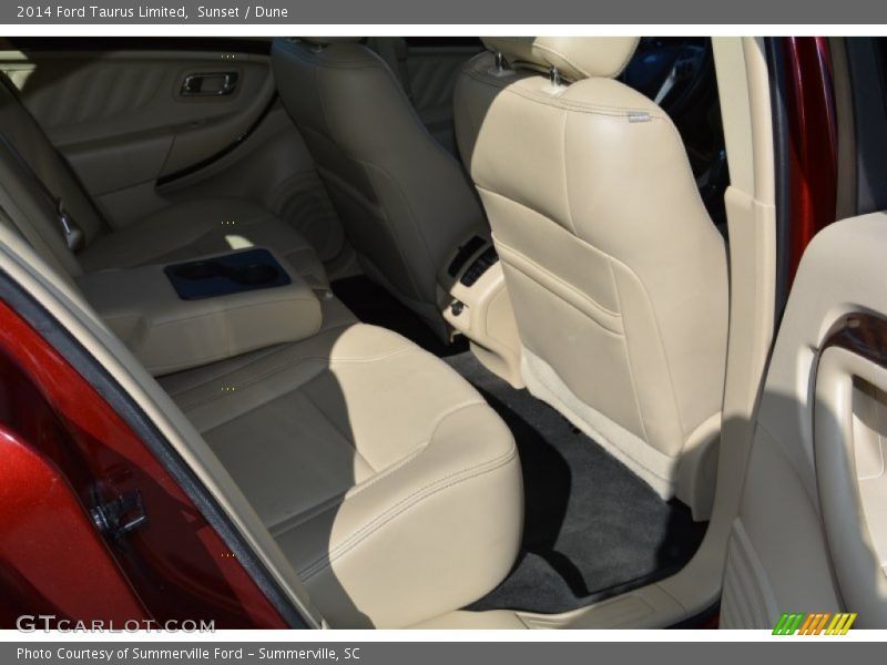 Sunset / Dune 2014 Ford Taurus Limited