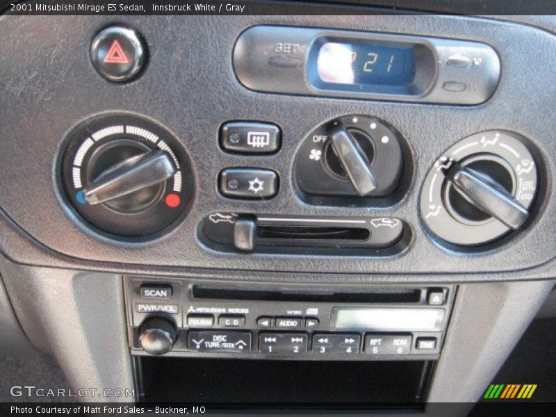 Innsbruck White / Gray 2001 Mitsubishi Mirage ES Sedan