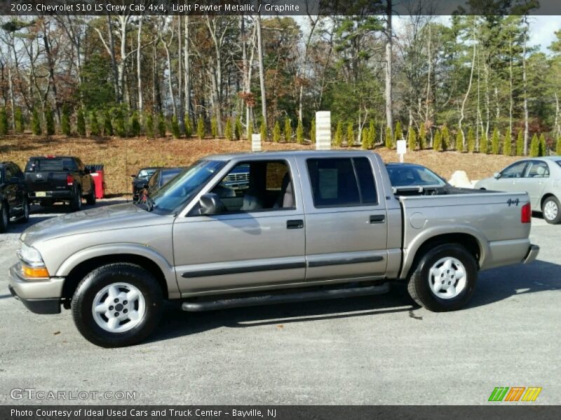 Light Pewter Metallic / Graphite 2003 Chevrolet S10 LS Crew Cab 4x4