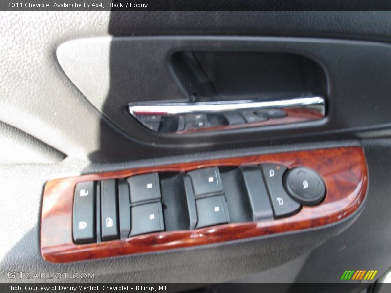 Black / Ebony 2011 Chevrolet Avalanche LS 4x4