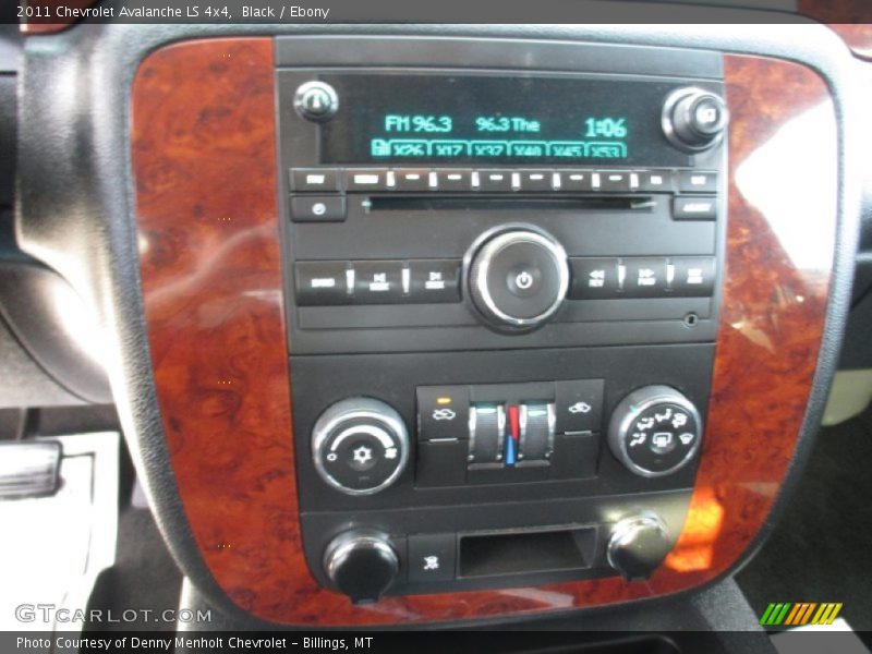 Black / Ebony 2011 Chevrolet Avalanche LS 4x4