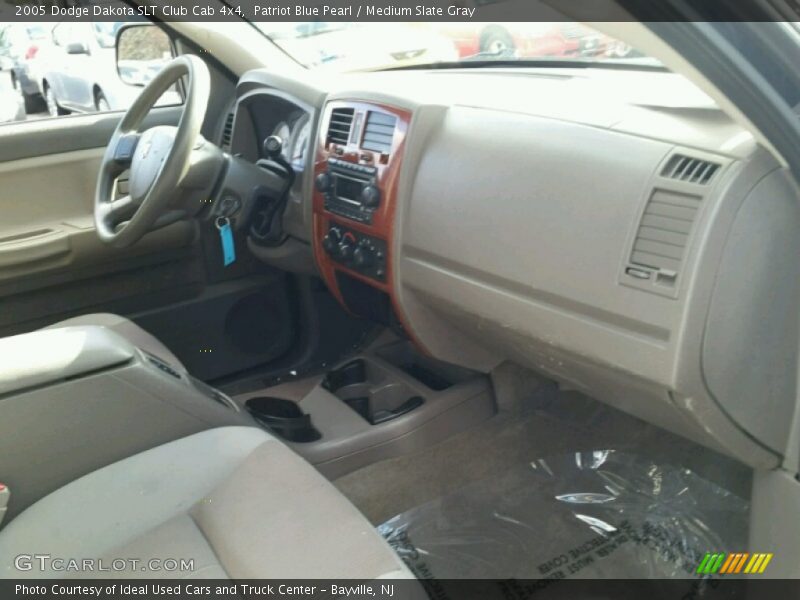 Patriot Blue Pearl / Medium Slate Gray 2005 Dodge Dakota SLT Club Cab 4x4