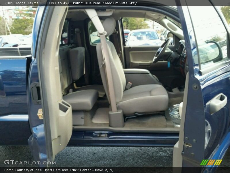 Patriot Blue Pearl / Medium Slate Gray 2005 Dodge Dakota SLT Club Cab 4x4
