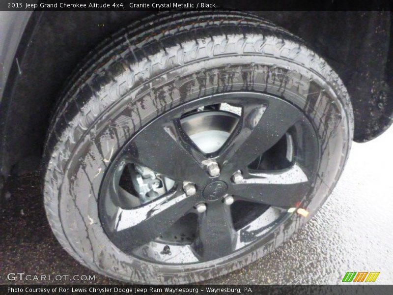 Granite Crystal Metallic / Black 2015 Jeep Grand Cherokee Altitude 4x4
