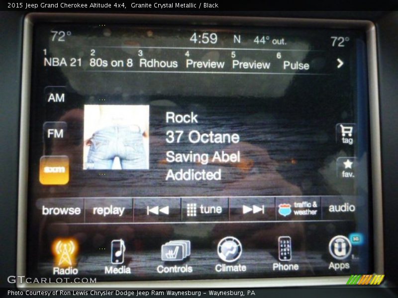 Granite Crystal Metallic / Black 2015 Jeep Grand Cherokee Altitude 4x4