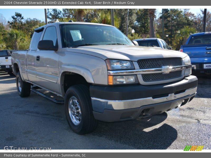 Silver Birch / Medium Gray 2004 Chevrolet Silverado 2500HD LS Extended Cab 4x4