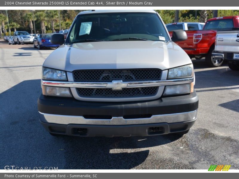 Silver Birch / Medium Gray 2004 Chevrolet Silverado 2500HD LS Extended Cab 4x4