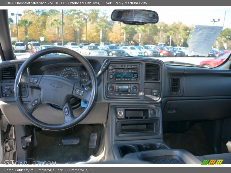 Silver Birch / Medium Gray 2004 Chevrolet Silverado 2500HD LS Extended Cab 4x4