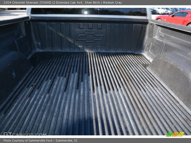 Silver Birch / Medium Gray 2004 Chevrolet Silverado 2500HD LS Extended Cab 4x4