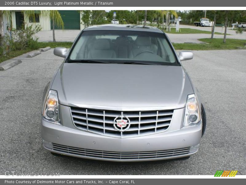 Light Platinum Metallic / Titanium 2006 Cadillac DTS Luxury
