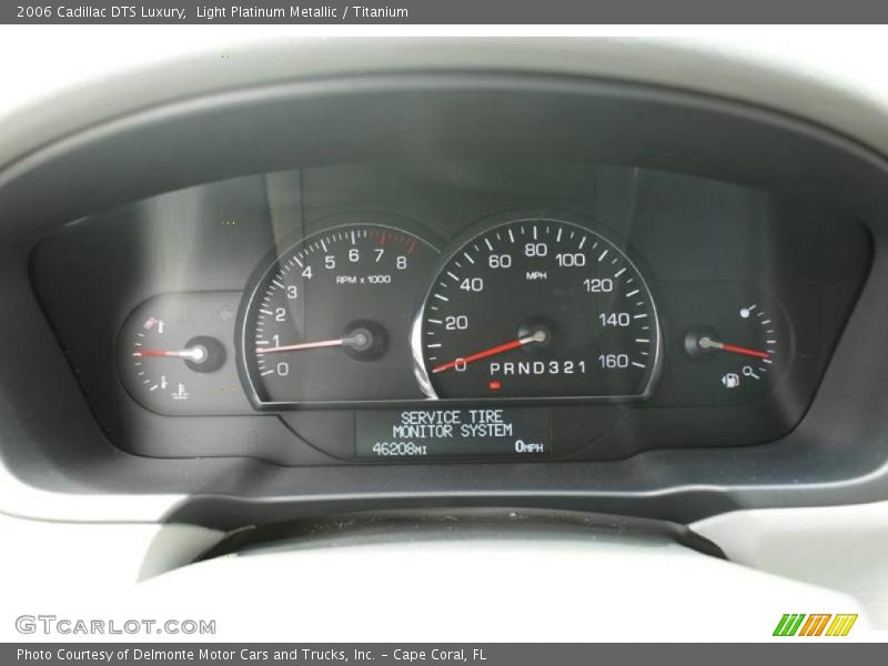 Light Platinum Metallic / Titanium 2006 Cadillac DTS Luxury