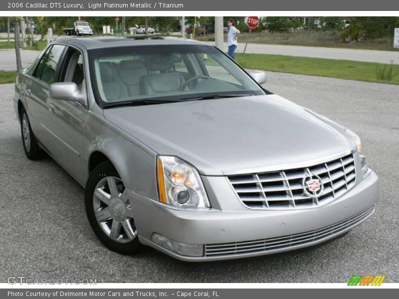 Light Platinum Metallic / Titanium 2006 Cadillac DTS Luxury
