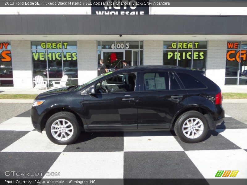 Tuxedo Black Metallic / SEL Appearance Charcoal Black/Gray Alcantara 2013 Ford Edge SE