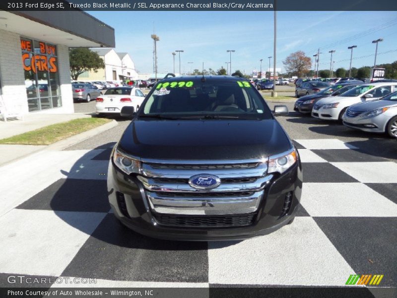 Tuxedo Black Metallic / SEL Appearance Charcoal Black/Gray Alcantara 2013 Ford Edge SE