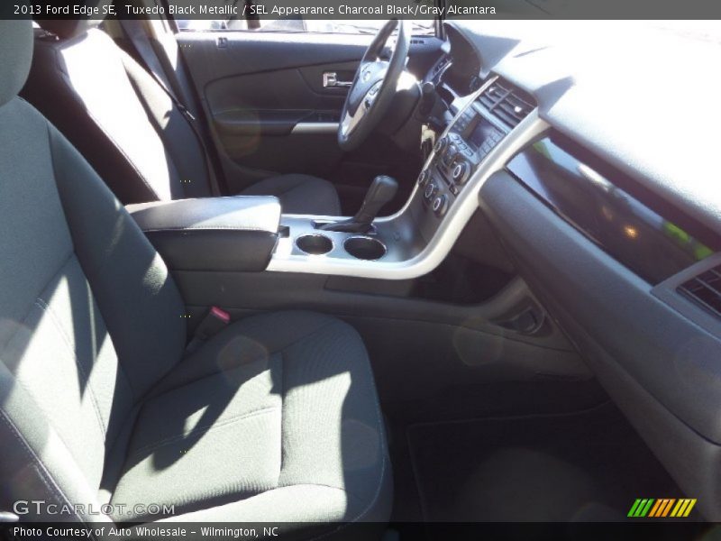 Tuxedo Black Metallic / SEL Appearance Charcoal Black/Gray Alcantara 2013 Ford Edge SE