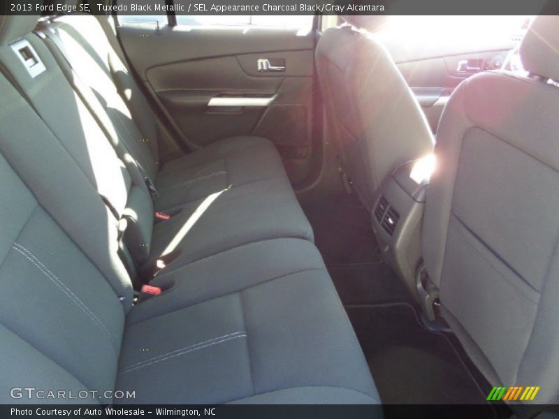 Tuxedo Black Metallic / SEL Appearance Charcoal Black/Gray Alcantara 2013 Ford Edge SE