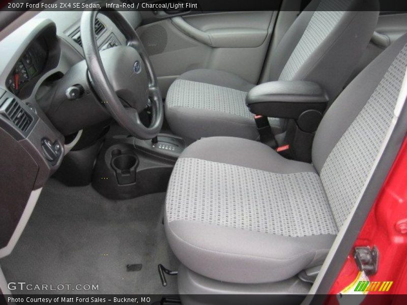 Infra-Red / Charcoal/Light Flint 2007 Ford Focus ZX4 SE Sedan