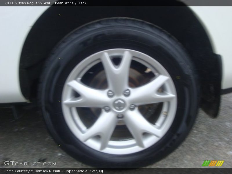 Pearl White / Black 2011 Nissan Rogue SV AWD