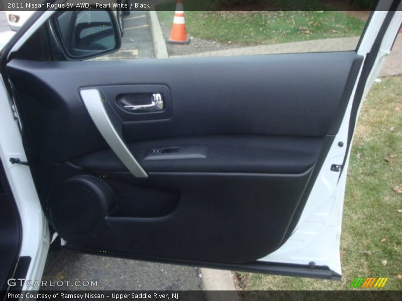 Pearl White / Black 2011 Nissan Rogue SV AWD