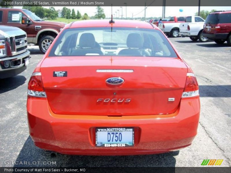 Vermillion Red / Medium Stone 2008 Ford Focus SE Sedan